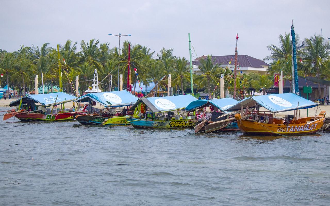 2 Perusahaan Kena Sanksi Administratif Usai Bikin Perairan Teluk Jakarta Tercemar Paracetamol
