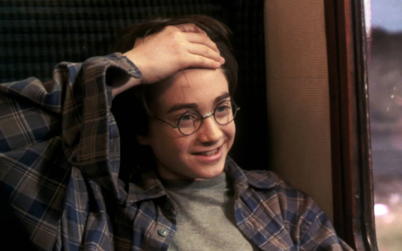 Sutradara Berharap Bisa Ubah Detail Penting Terkait Bekas Luka Dahi Harry Potter