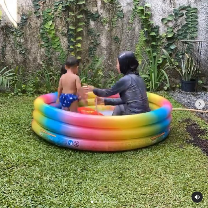 mama super lucu