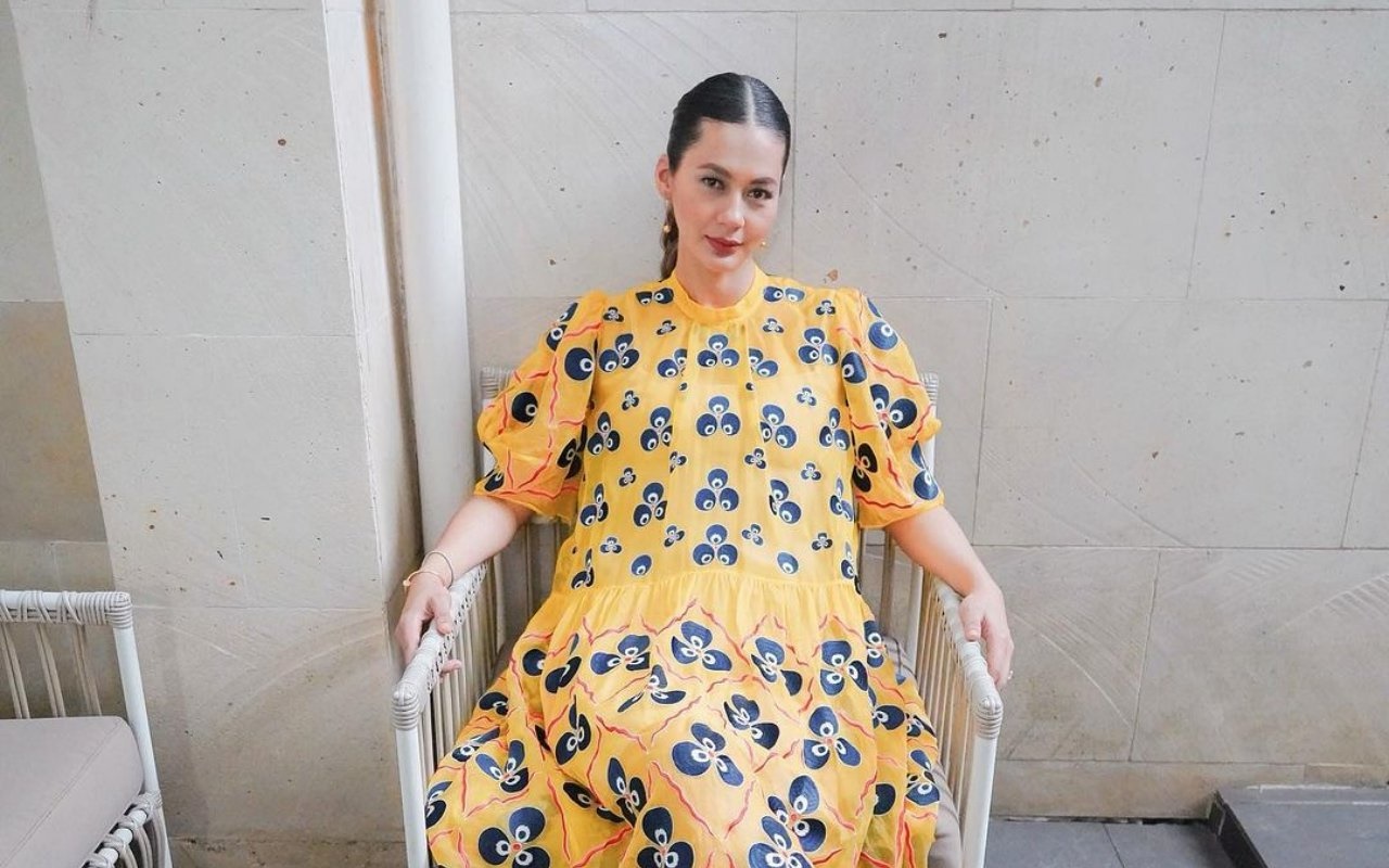 OOTD Mewah Paula Verhoeven Mau 'Kencan' Jadi Perbincangan, Harga Sepatu Bikin Kepo