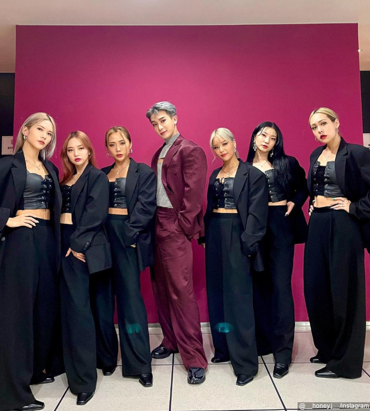 Jadi <i>Back Dancer</i> Wonho 