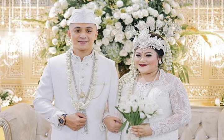 Menantu Nia Daniata