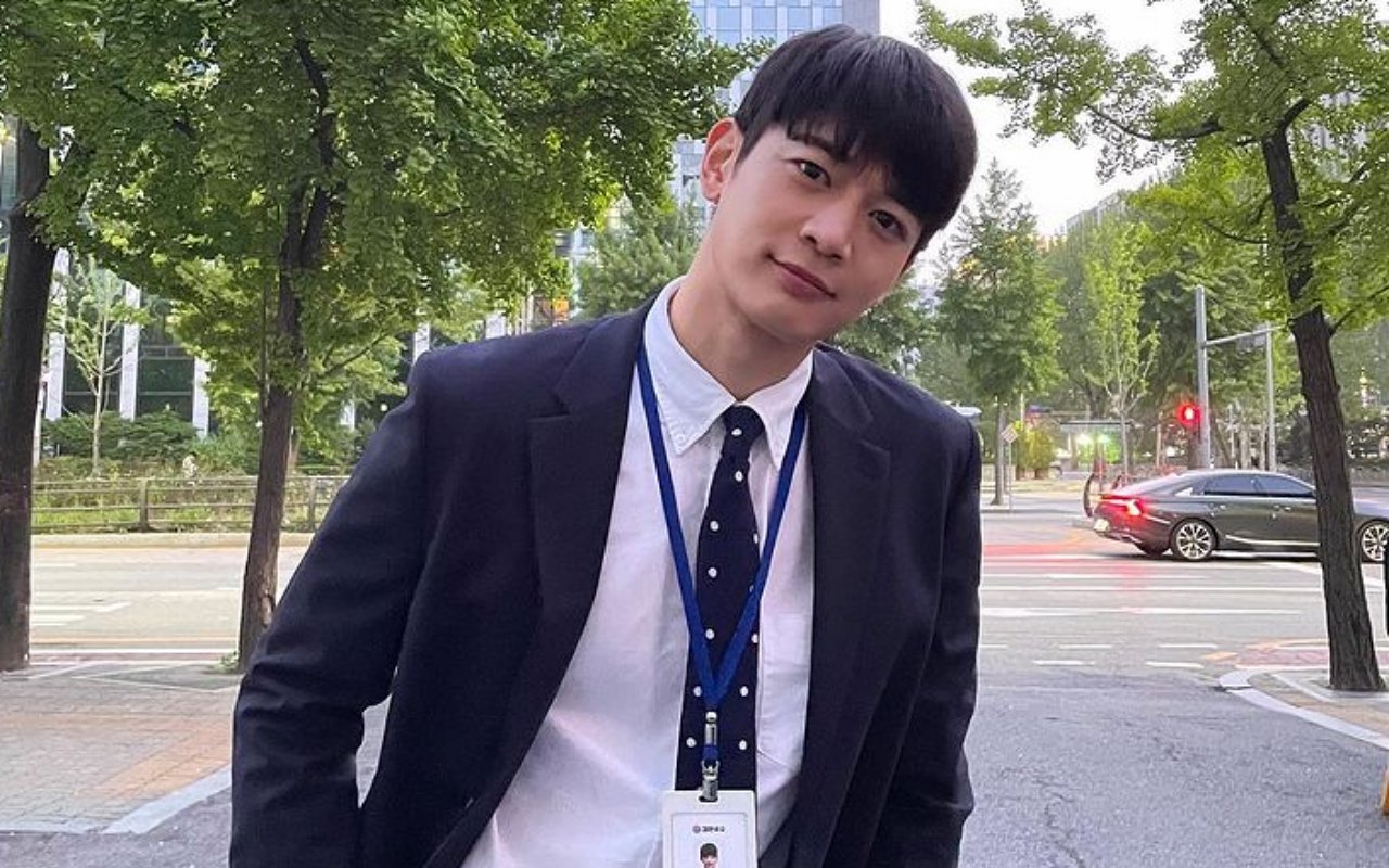Kakak Minho SHINee yang Ganteng dan Pintar Jadi Bahan Gosip, Netizen Soroti Hal Ini