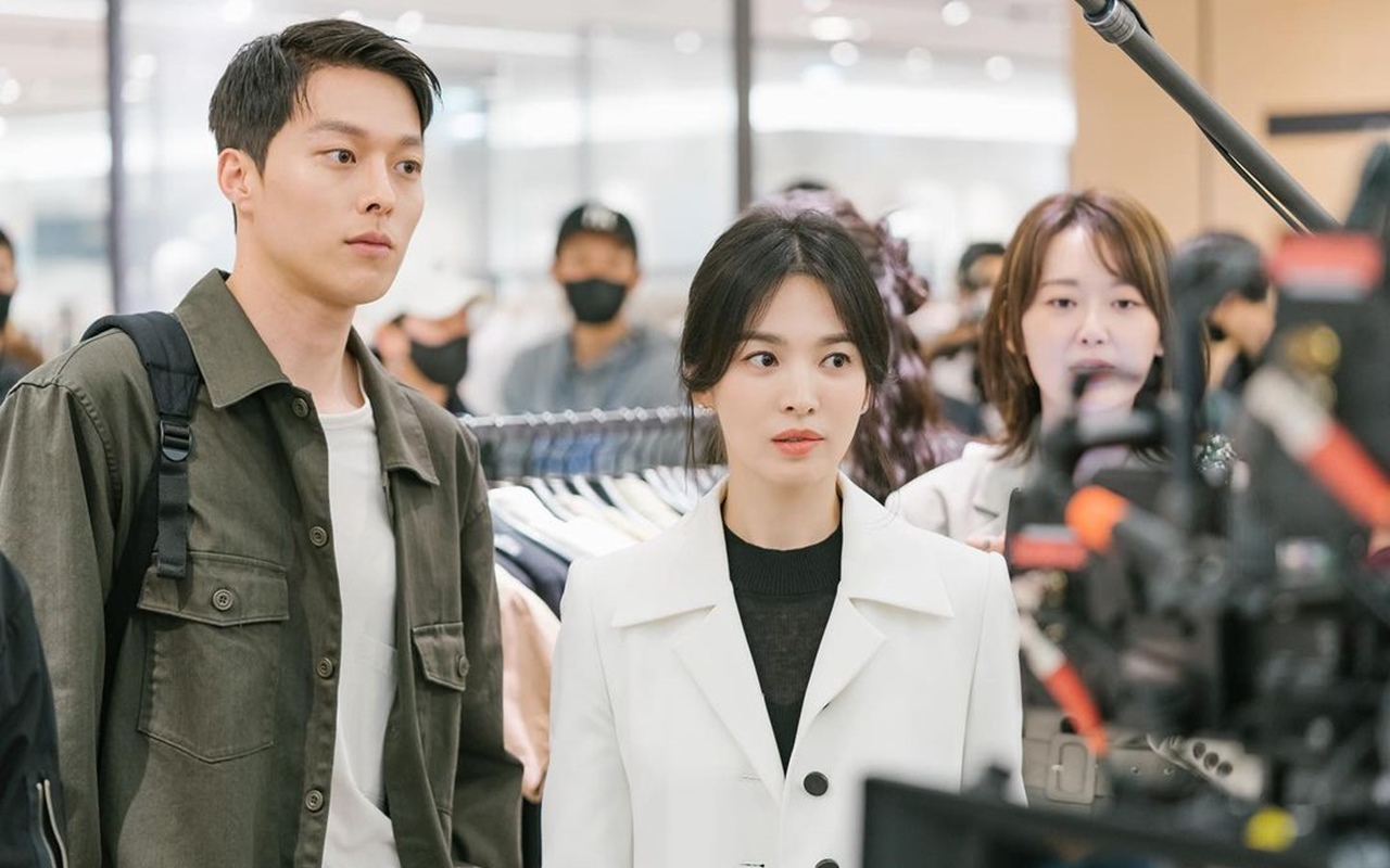 Jang Ki Yong dan Song Hye Kyo Ciuman Hot, Begini Rating 'Now, We Are Breaking Up'