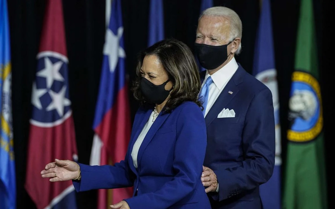 Joe Biden Mendadak 'Serahkan Jabatan', Kamala Harris Jadi Penguasa Wanita Pertama di AS