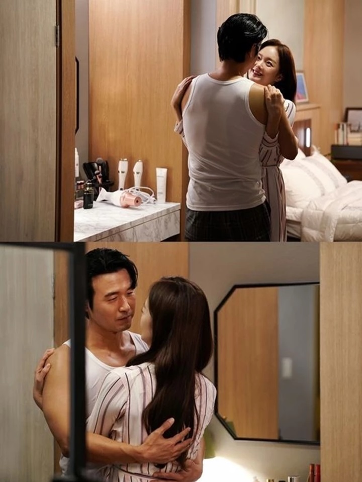 Jeon So Min Dimabuk Cinta Suami Orang, Tim \'Show Window: Queen\'s House\' Beri Pujian Selangit
