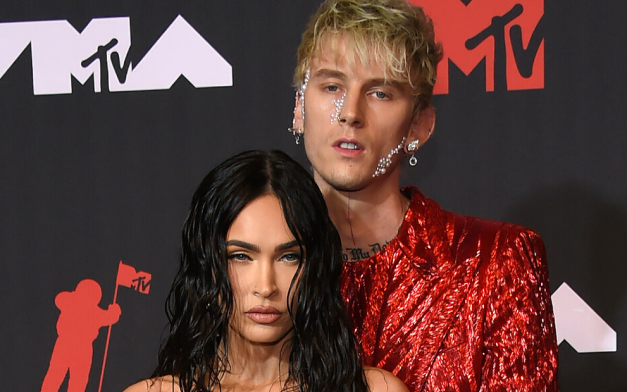 Romantis dan Harmonis, Machine Gun Kelly dan Megan Fox Mendadak Diisukan Putus Karena Hal Ini