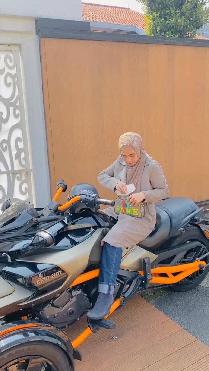 kece naik moge