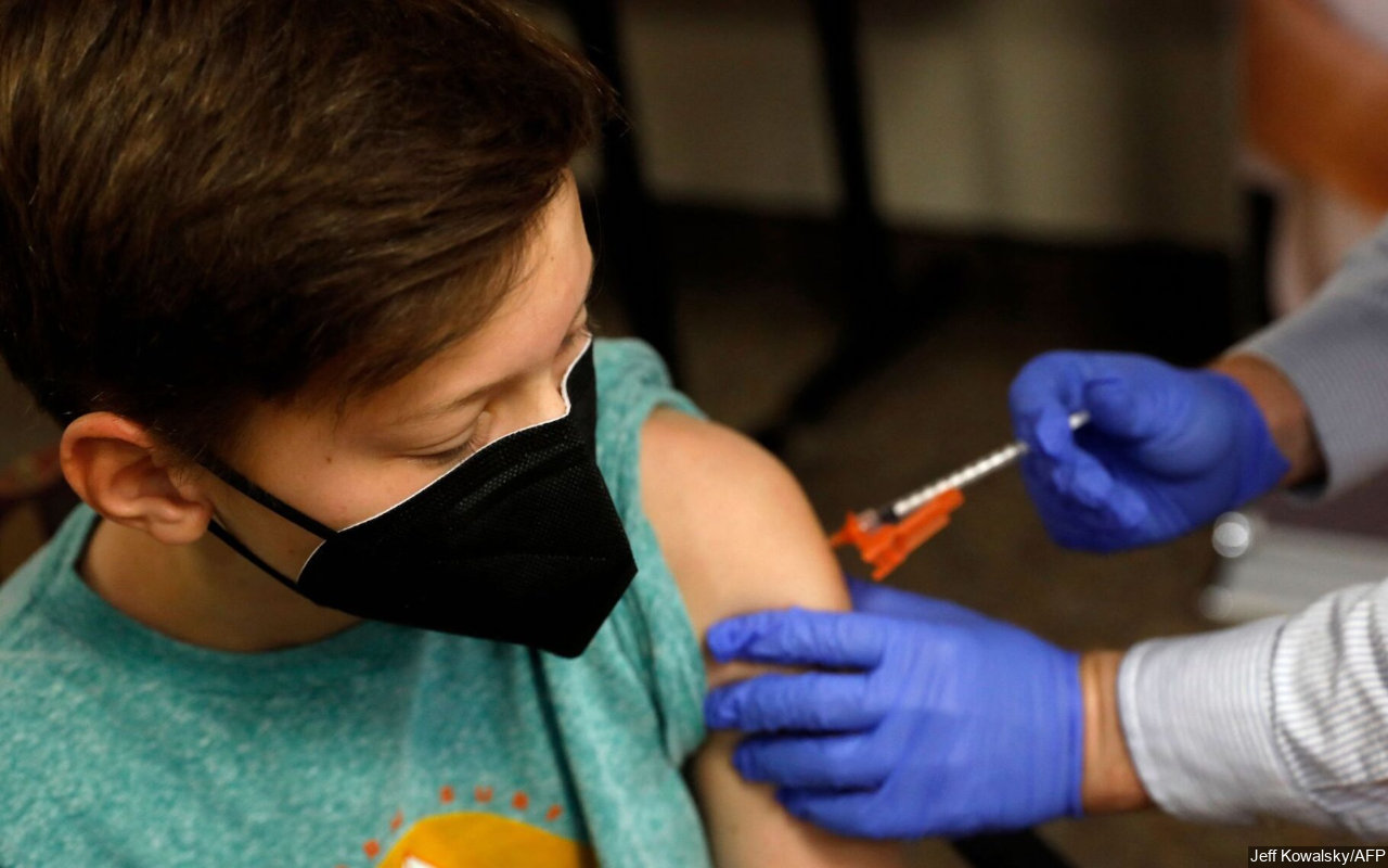 Epidemiolog Sorot Vaksinasi COVID-19 RI Menurun Meski Ada Ancaman Gelombang Ketiga