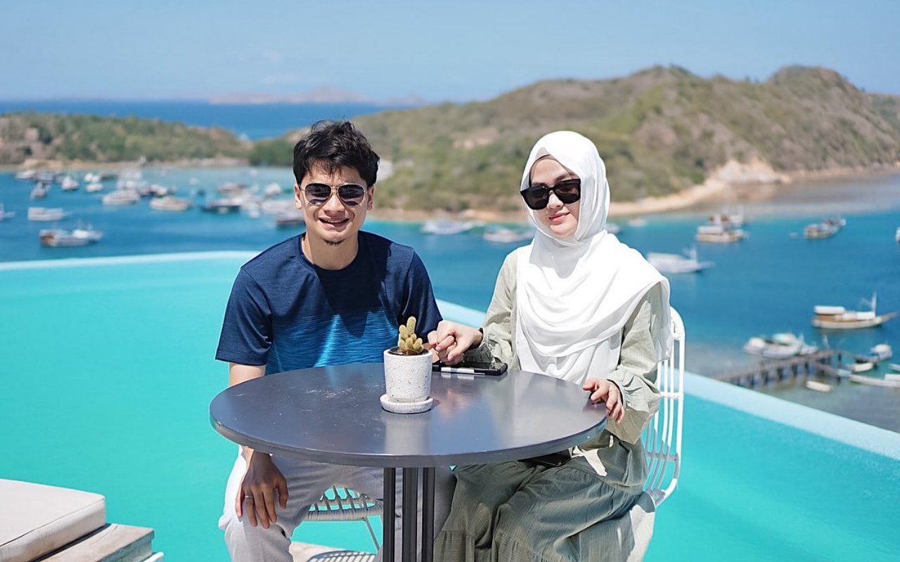 Henny Rahman Belikan TV untuk Alvin Faiz Main PS: Biar di Rumah