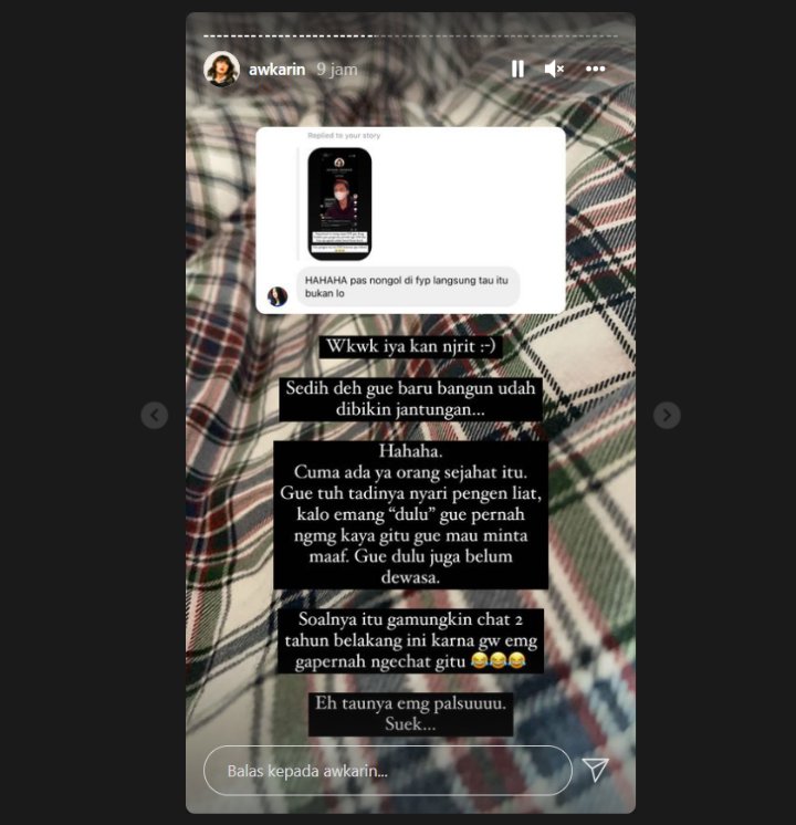 Dituding Gertak Netizen untuk Tutup Akun, Awkarin Pamer Bukti