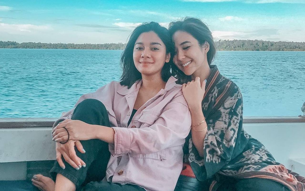 Gisel Pamer Tato Unik, Naysila Tampil Seksi di Tengah Laut Dipuji Natural Beauty