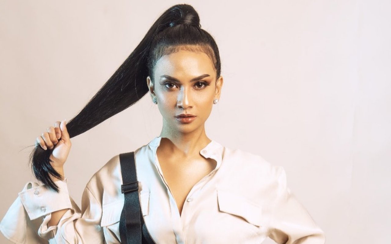 'Teman Kos' Ungkap Perjuangan Vanessa Angel Saat Meniti Karier, Bantah Mayang Temani Syuting