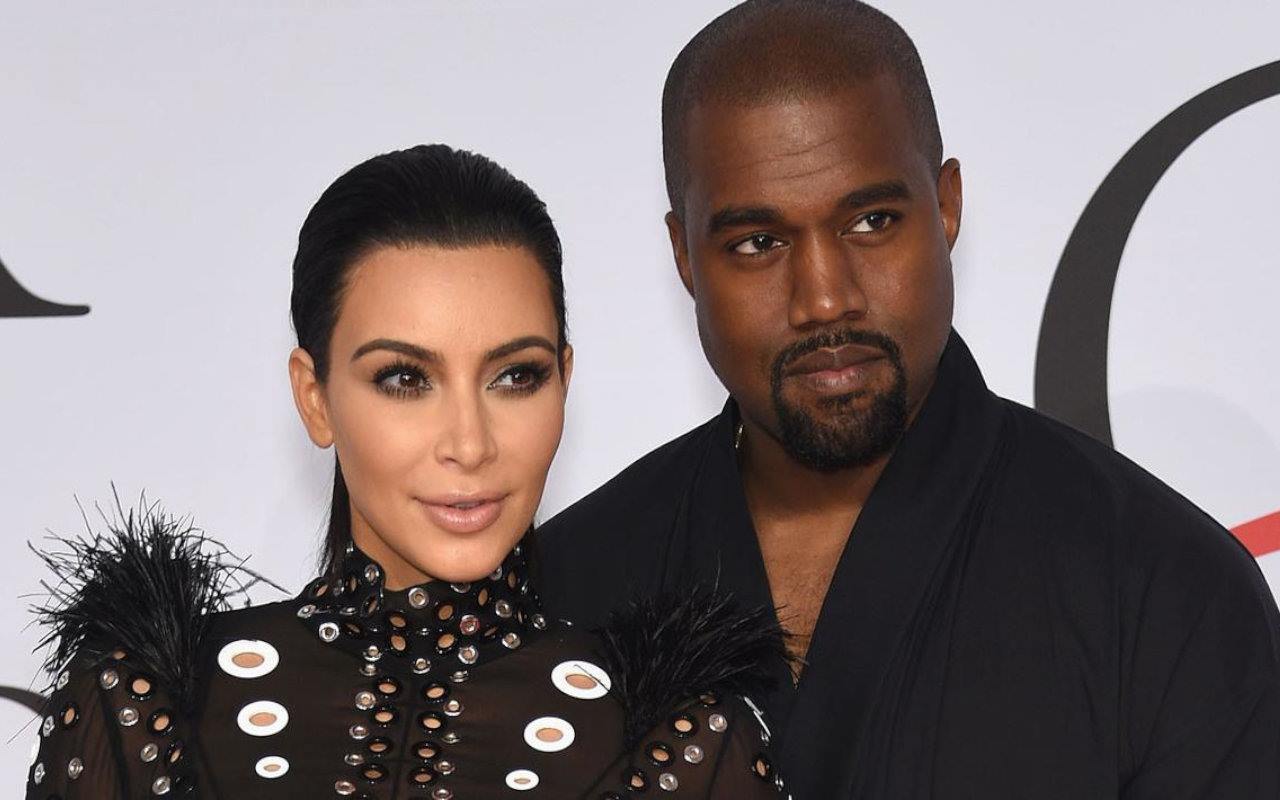 Kanye West Beber 'Alasan' Kim Kardashian Gugat Cerai, Akui Sempat Permalukan Sang Istri