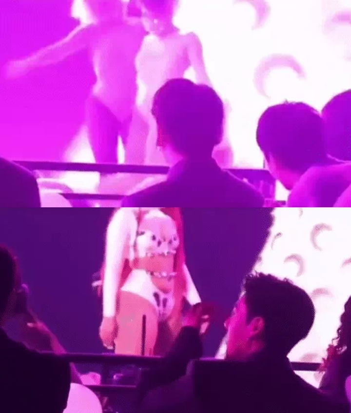 AMA 2021: Reaksi Jungkook BTS Lihat Penampilan Dance Seksi Tuai Perhatian