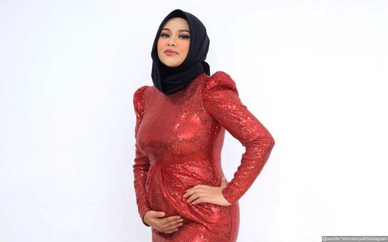 7 Momen Aurel Hermansyah Pamer Baby Bump, 'Ngidam' Sampai Bikin Atta Halilintar Jual Mobil