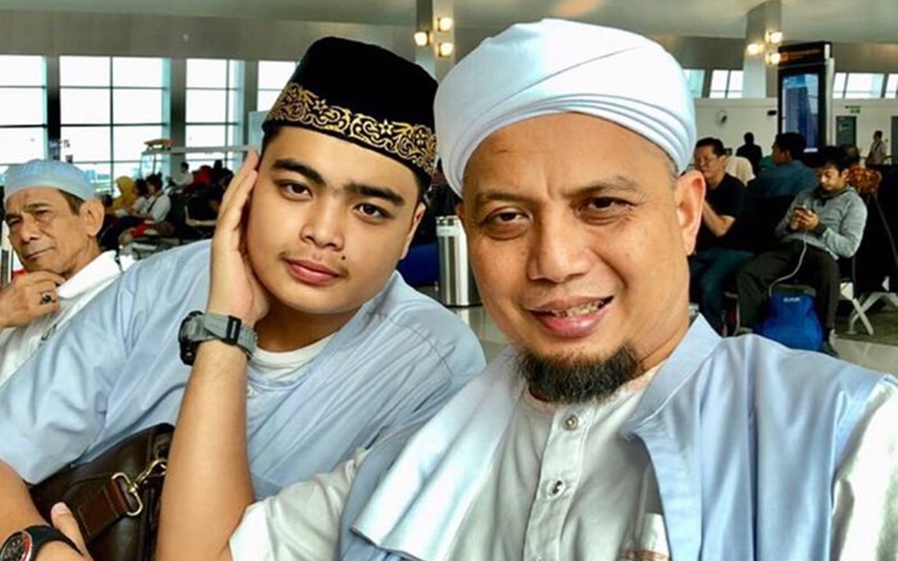 Ameer Azzikra Sempat Panggil-panggil Mendiang Ustaz Arifin Ilham Sebelum Meninggal, Pertanda?