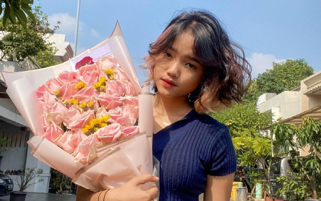 Fuji Ipar Vanessa Angel Makan Mewah Bareng Crazy Rich Surabaya, Wajah Cantik Sendu Bikin Terenyuh