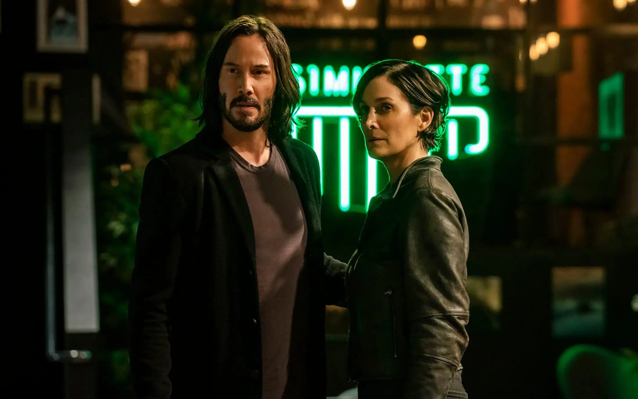 Keanu Reeves dan Carrie-Anne Moss Ungkap Hal yang Bikin Baper di 'The Matrix Resurrections'