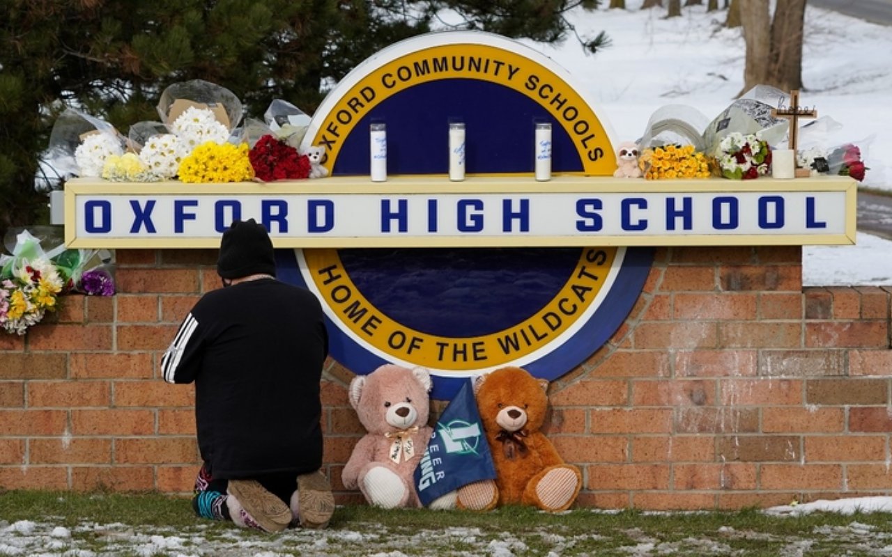 ABG Asal AS Tembak Mati 4 Teman Sekolah, Polisi Ungkap Sempat Buat Video 'Girang' Pamer Pistol