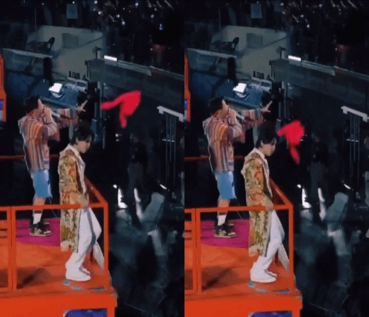 Keliling Sapa ARMY di Konser LA, J-Hope BTS Dilempar Bra?