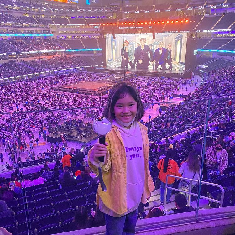 Cerianya bilqis sembari Army bomb