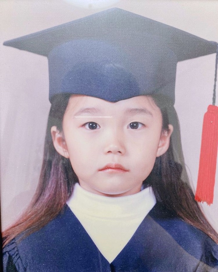 Eun Ji cantik sejak dini