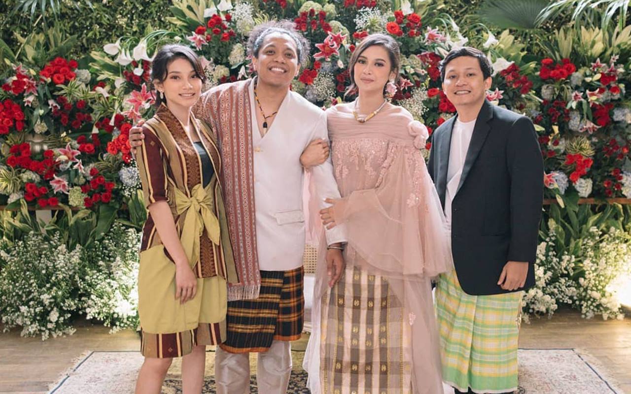 Indah Permatasari Dandan Glowing, Wajah Cantik Adik Saat Joget Curi Perhatian