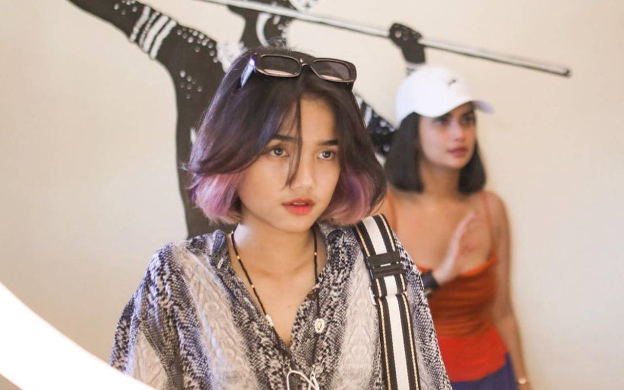Singgung Soal Etika, Fuji Sebut Mayang Tak Izin Saat Ambil Satu Tas Isi Skincare Milik Vanessa Angel