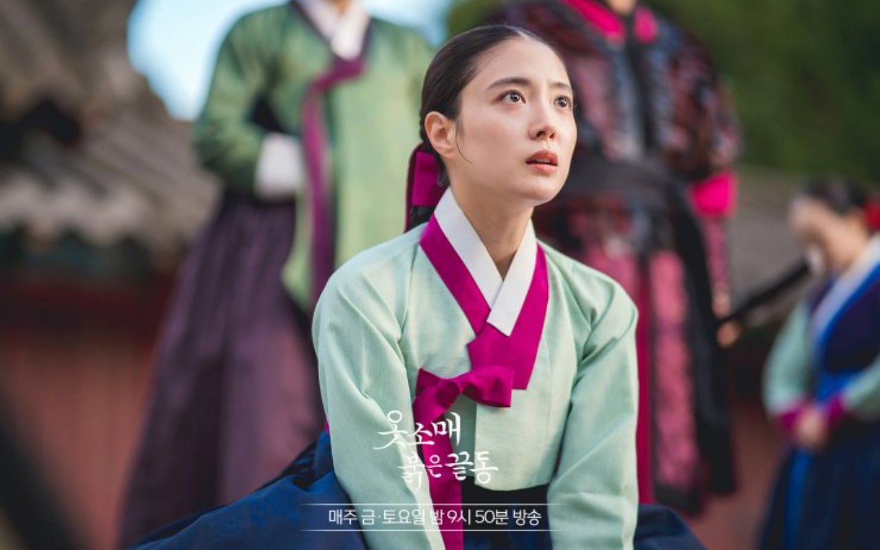 Visual Lee Se Young di 'The Red Sleeve' Jadi Perbincangan, Song Hye Kyo Ikut Keseret