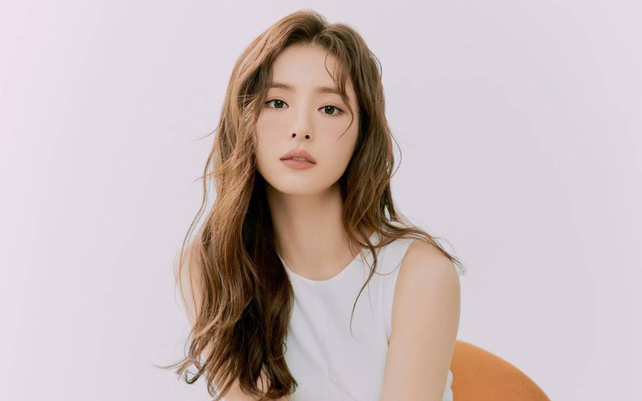 Shin Se Kyung Donasikan Hasil YouTube Pribadi Berupa Produk Sanitasi Sasarkan ke Wanita Muda