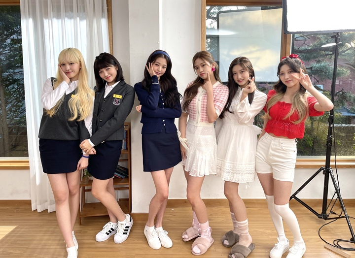 Rilis Nama <i>Fan Club</i>