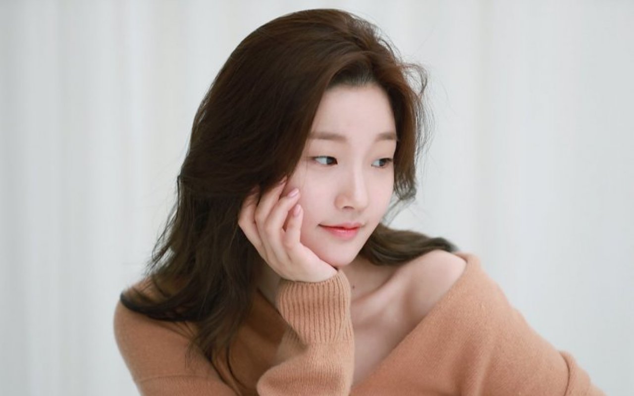  8 Potret Park So Dam, Aktris Cantik Yang Baru Jalani Operasi Kanker Tiroid 