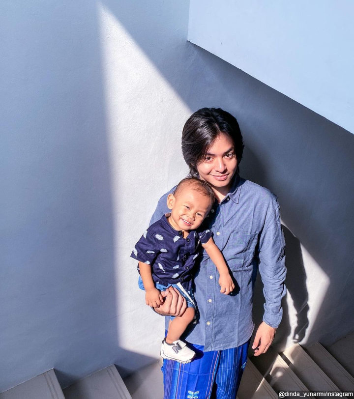 Paman dan keponakan sama-sama ganteng