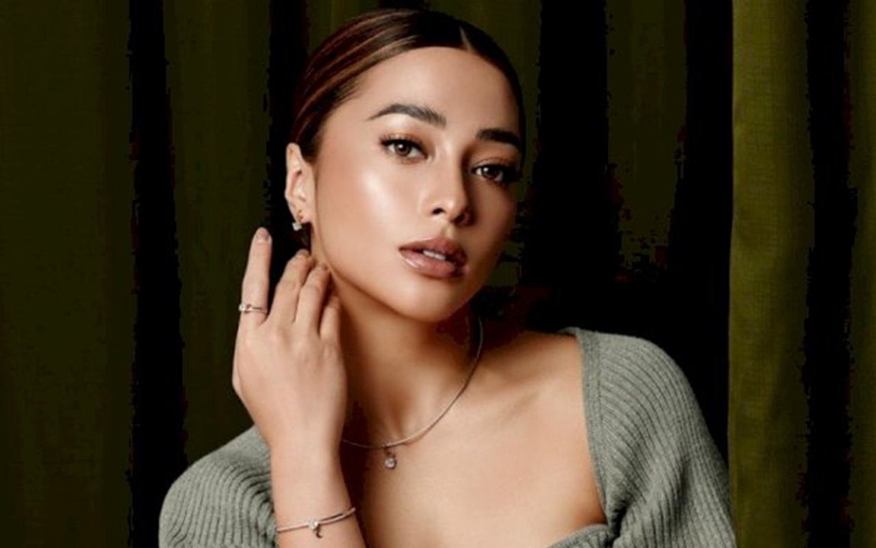 Gaya Nikita Willy Pamer Baby Bump Super Seksi, Netter Kaget Sekaligus Salfok Lihat Ini