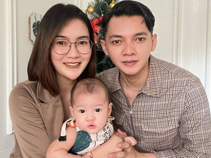 Nella Kharisma dan Dory Harsa 
