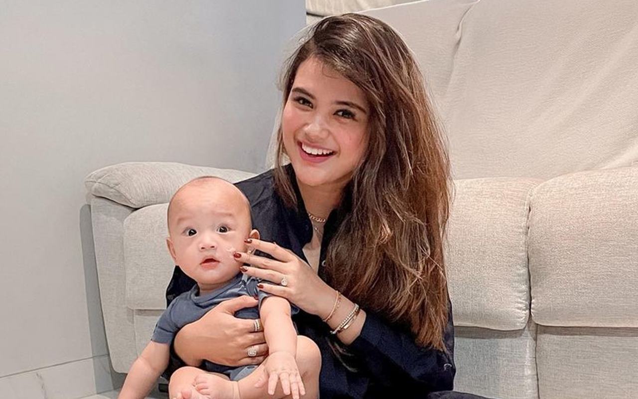 Audi Marissa Curhat Perjuangan Beri MPASI ke Baby Anzel: Dilepehin Terus