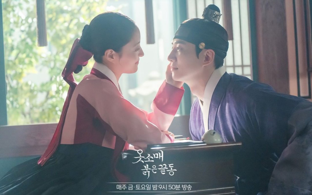 Lee Se Young dan Junho Beri Spoiler Soal Adegan Ranjang di 'The Red Sleeve', Yakin Akan Dilabeli 19+