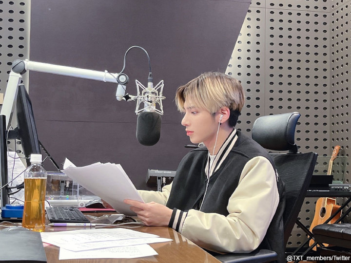 Lebarkan Sayap Ke DJ Radio