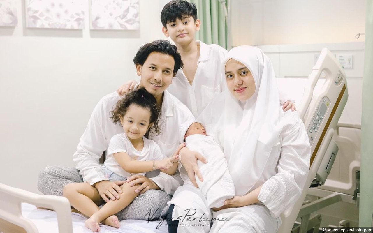 Potret Hangat Ketiga Anak Fairuz A, Rafiq, Sonny Septian Sisipkan Harapan Jadi Daddy Idaman