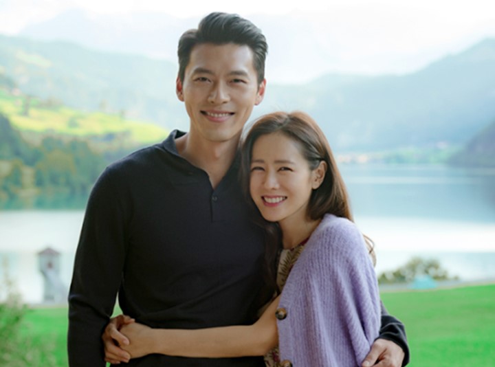 Januari: Hyun Bin dan Son Ye Jin Go Public
