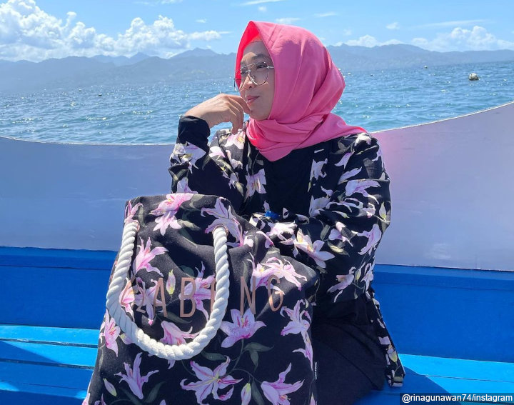 Rina Gunawan
