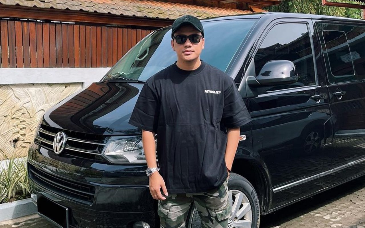 Anak Mengigau Minta Naik Kuda, Arief Muhammad Malah Belikan Mobil Ferrari