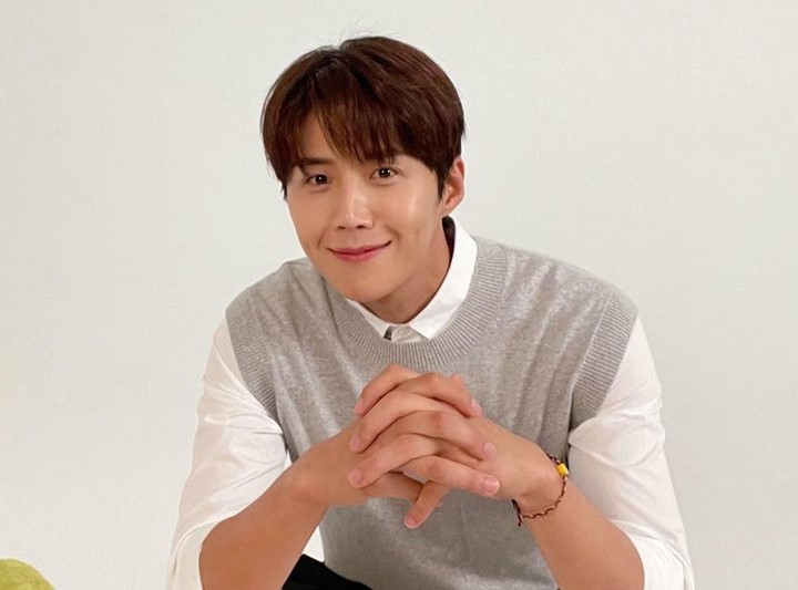Oktober: Skandal Aborsi Kim Seon Ho