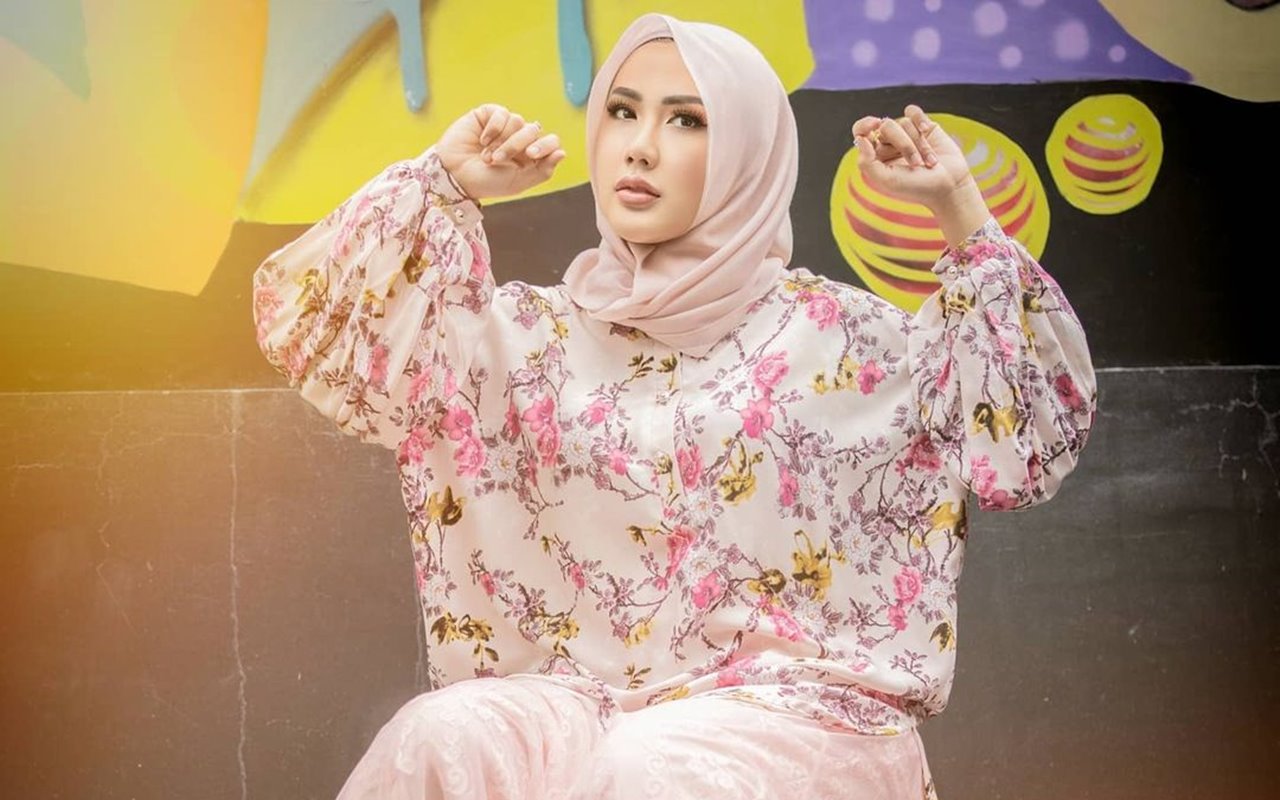 Niat Liburan Malah Kena Tipu, Rey Utami Ternyata Sewa 'Vila Hantu'
