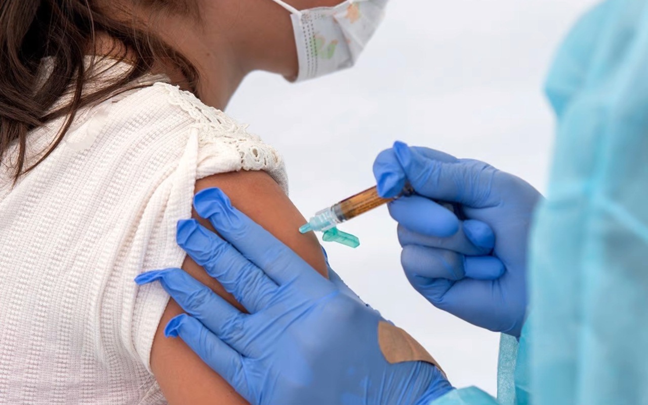 Kejar Vaksinasi Anak Demi PTM, Menko PMK Minta Riwayat Kesehatan Dicek Detail