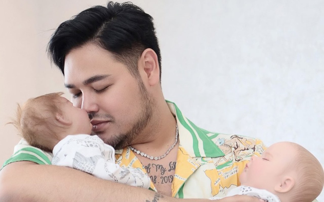 Jadi Omongan Terus, Ivan Gunawan Akhirnya Nyerah Tak Lagi Asuh Boneka Sebagai Anak Sendiri