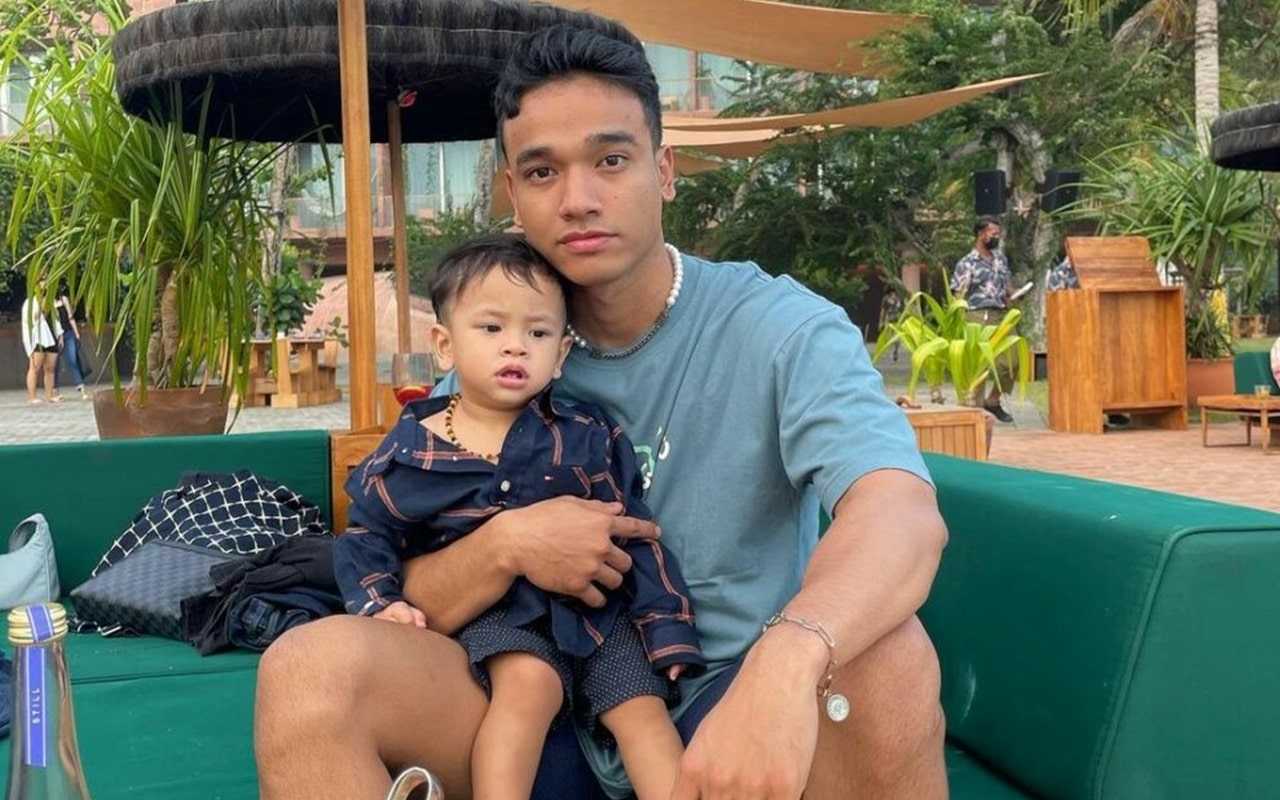 'Tantang' Doddy Soedrajat, Fadly Terang-terangan Unggah Video Gala Ngomong Boneka Anjing