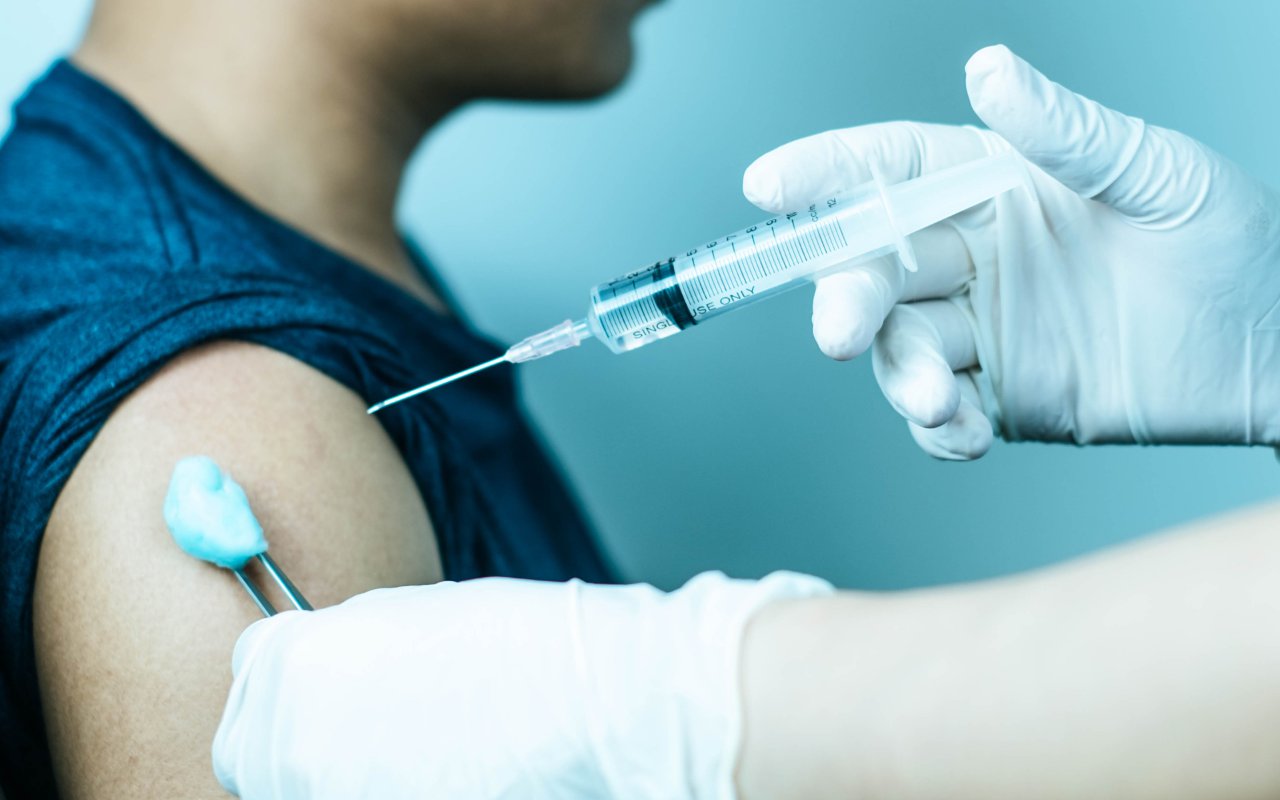 Cakupan Vaksinasi COVID-19 Dinilai Belum Optimal, Pemerintah Diminta Kaji Ulang Rencana Beri Booster