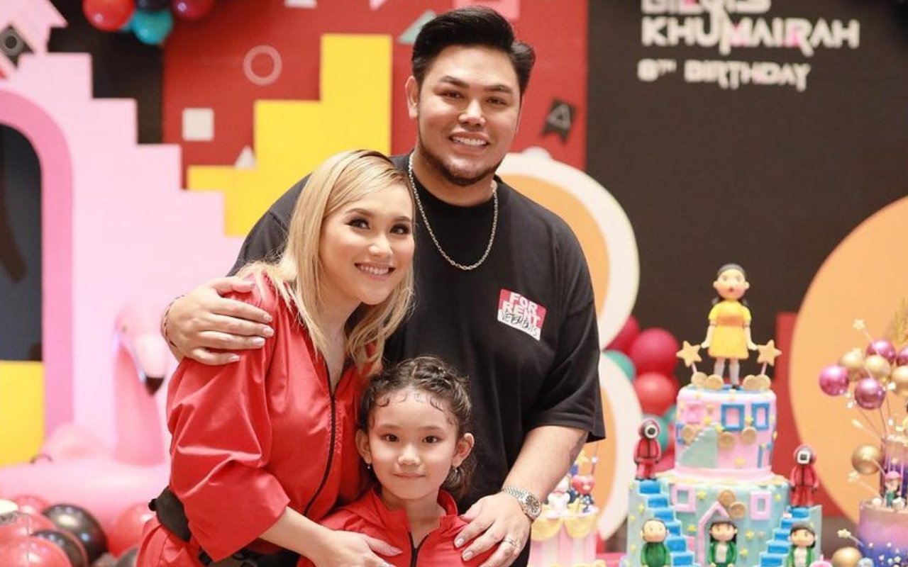 Anak Ayu Ting Ting Ngobrol Pakai Bahasa Inggris dengan Ivan Gunawan Bikin Kagum, Enji Kena Sentil